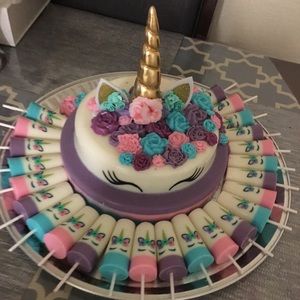 Meet your Posher, Angela